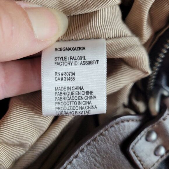 BCBGMAXAZRIA Black Leather Duffle Bag Travel Overnight Gym Weekend Tote Pockets - Picture 15 of 16